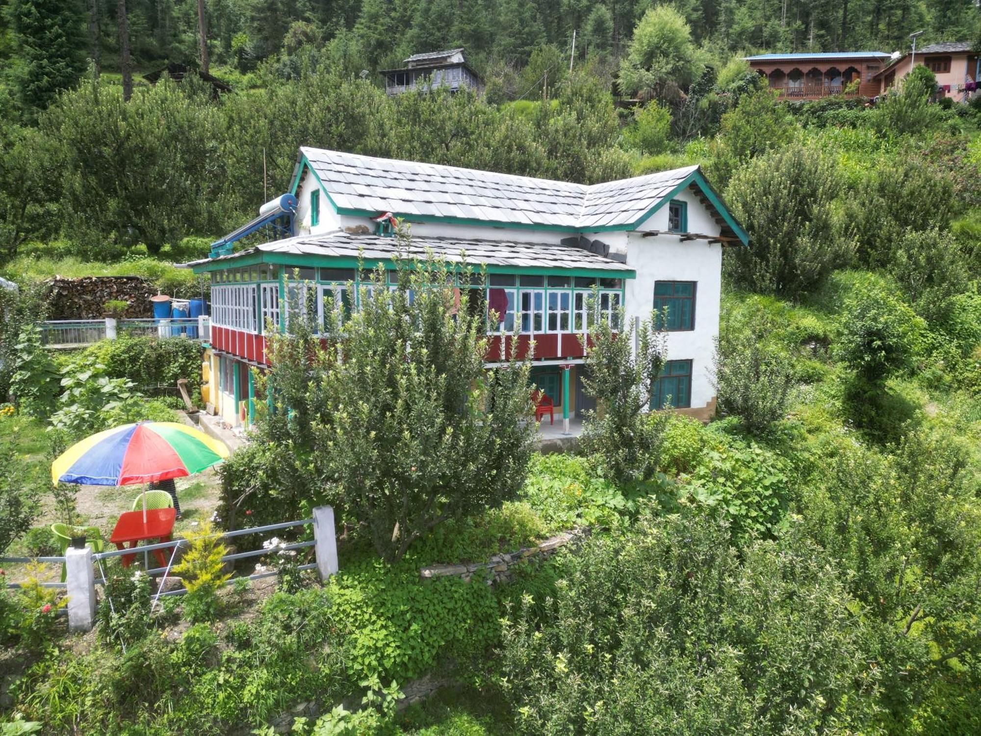 Mountain Eyrie Hotel Banjār Exterior photo